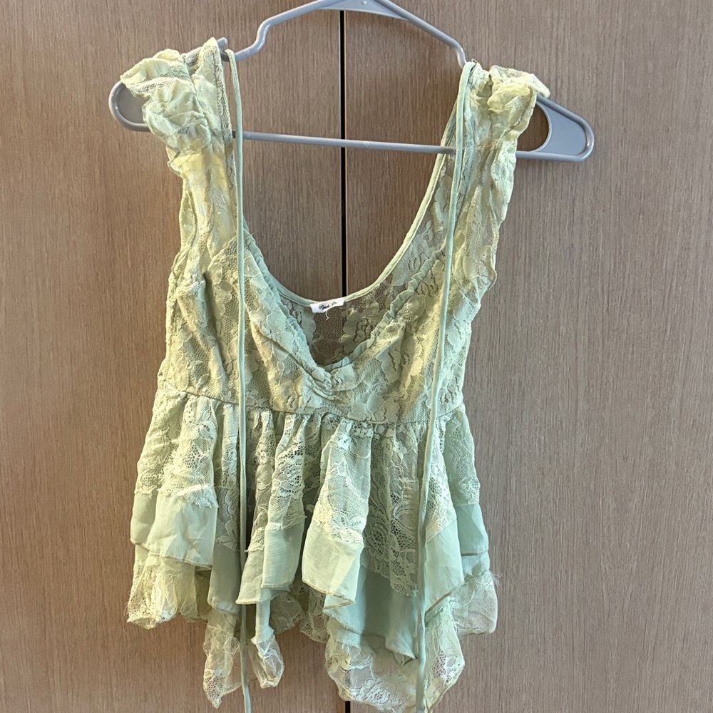 Kimchi Blue Pale Mint Lace Peplum Camisole